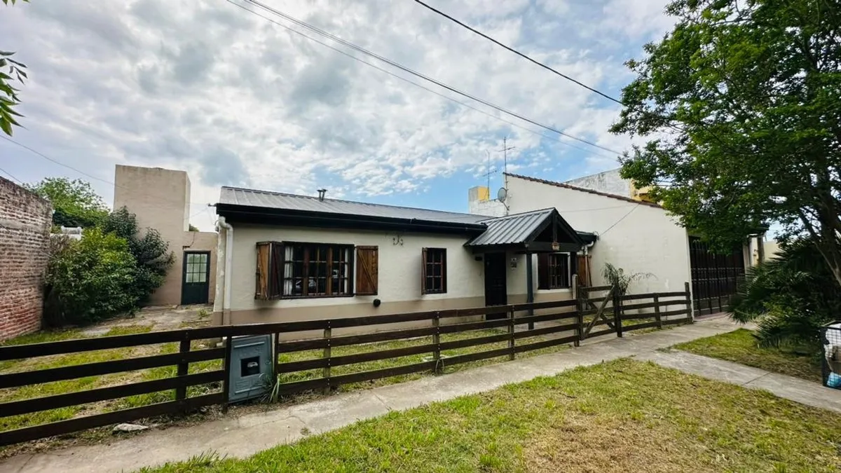 Casa en Calle 36 2100