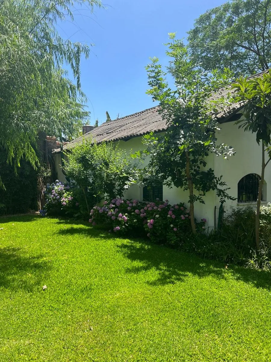 Casa en Lisandro de la Torre 3000