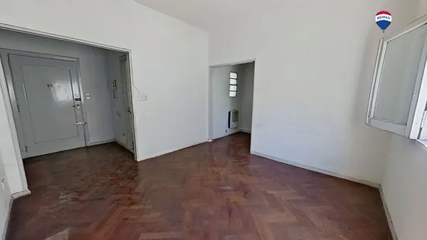 P H en Valentín Gómez 3300