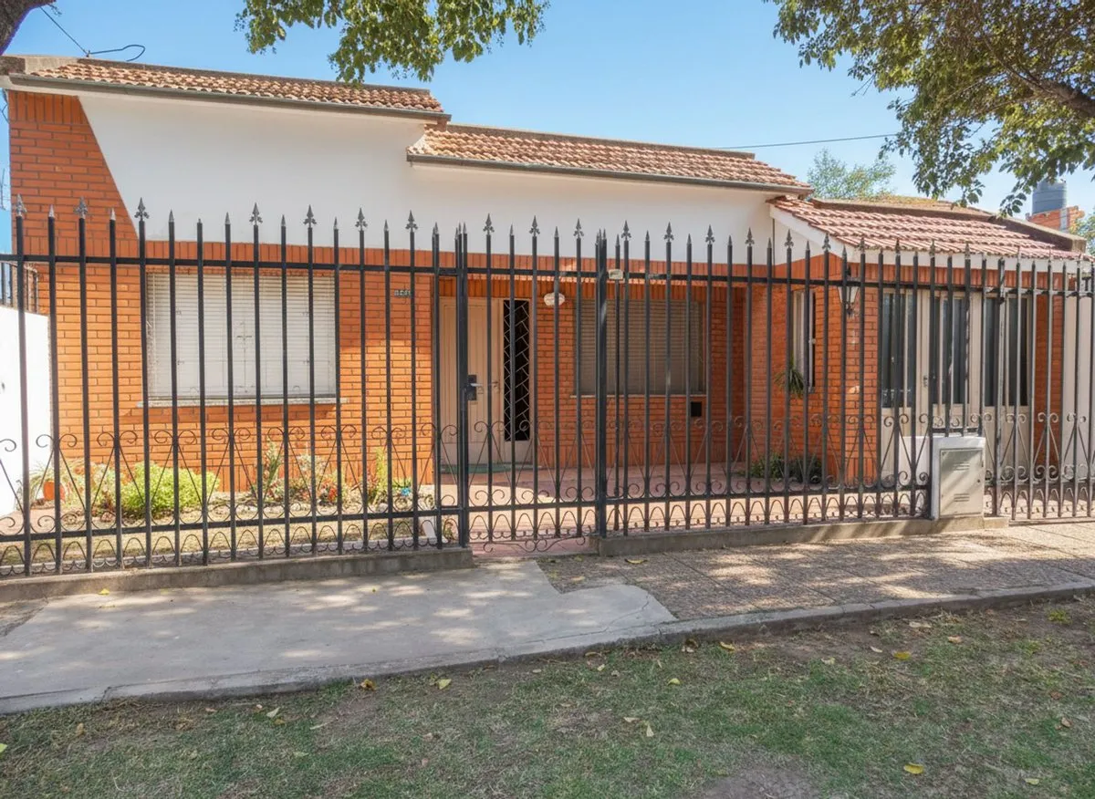 Casa en Moreno 2800