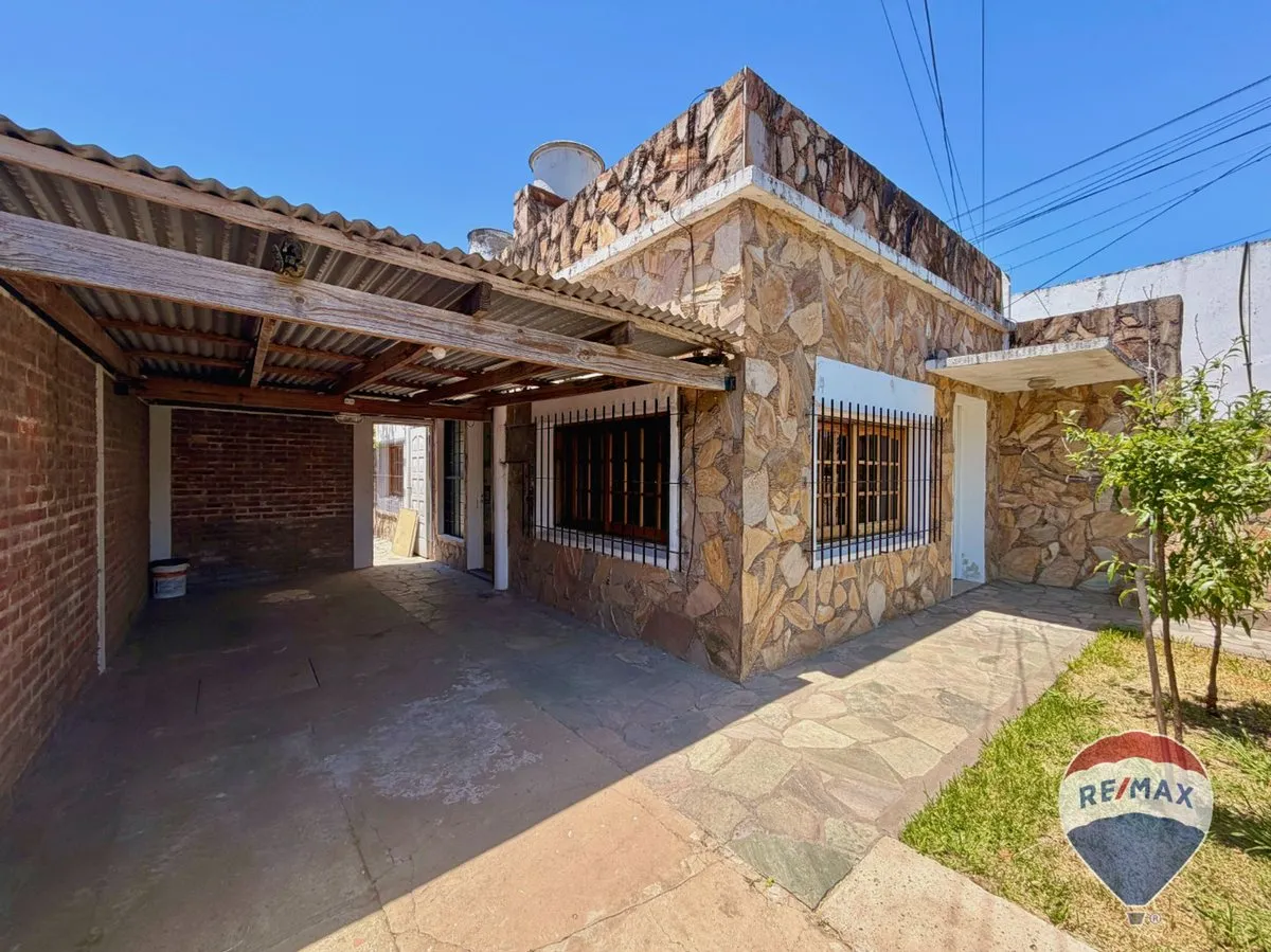 Casa en Calle 135 E/ 64 y 65 1500