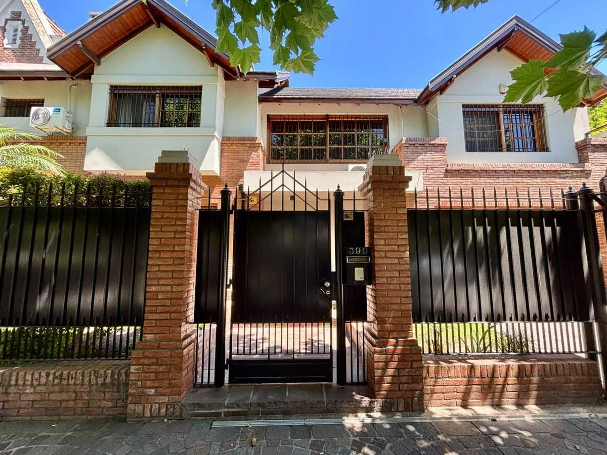 Casa en Antonio Beruti 300