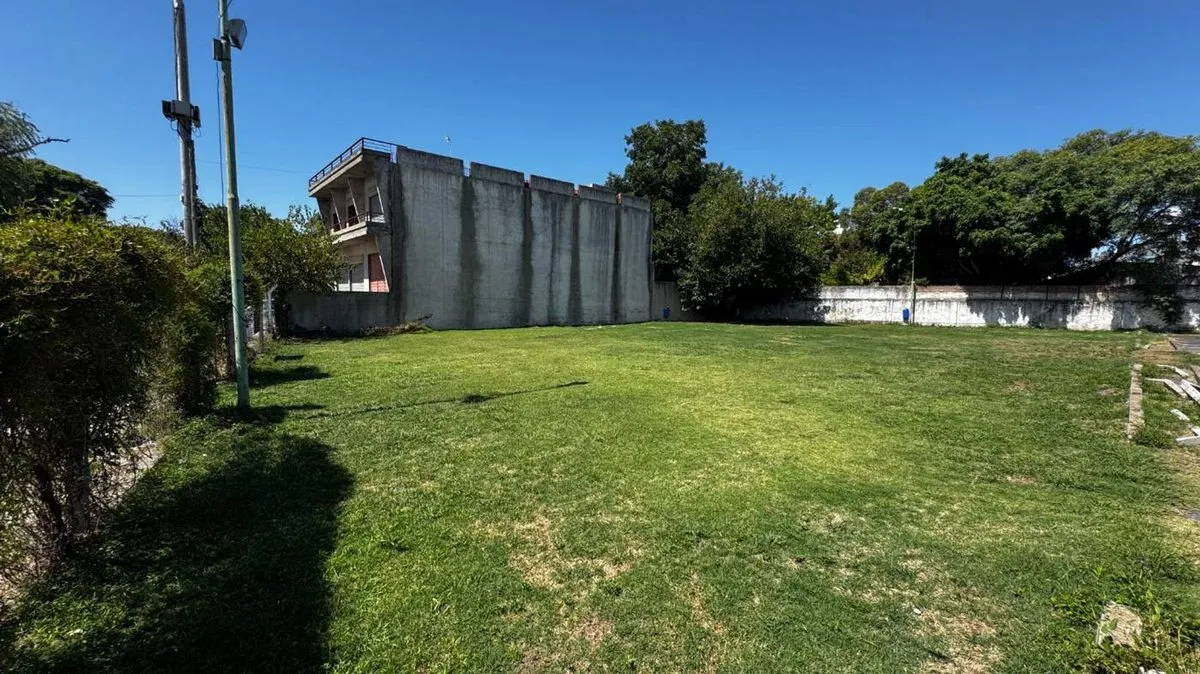 Lote en Pizarro y Sarmiento, Tigre, Buenos Aires, Argentina S/N