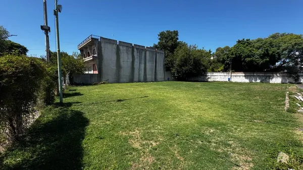 Lote en Pizarro y Sarmiento, Tigre, Buenos Aires, Argentina S/N