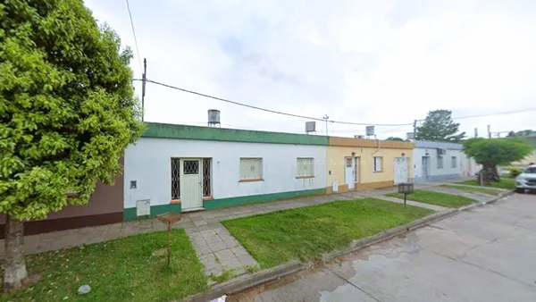 Casa en Pedro Lombardo 400