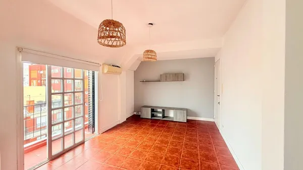 Departamento en Lambaré 800
