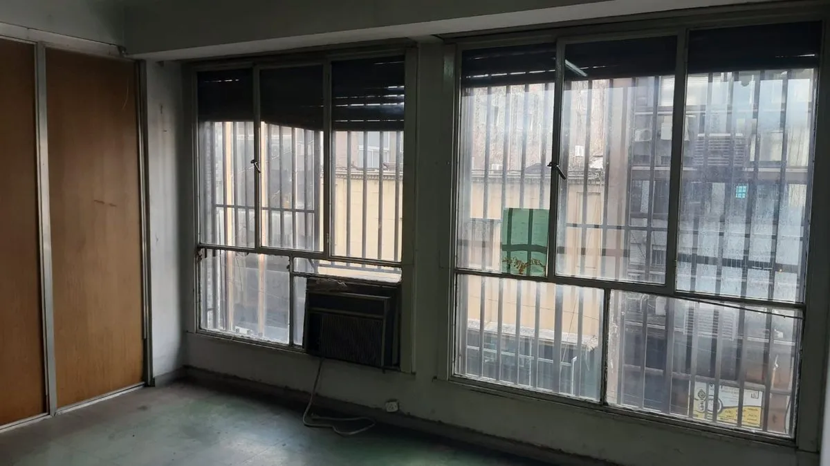 Oficina en Sarmiento 1100