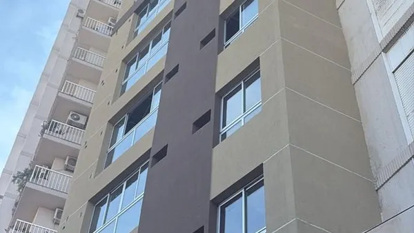 Departamento en Alsina 500