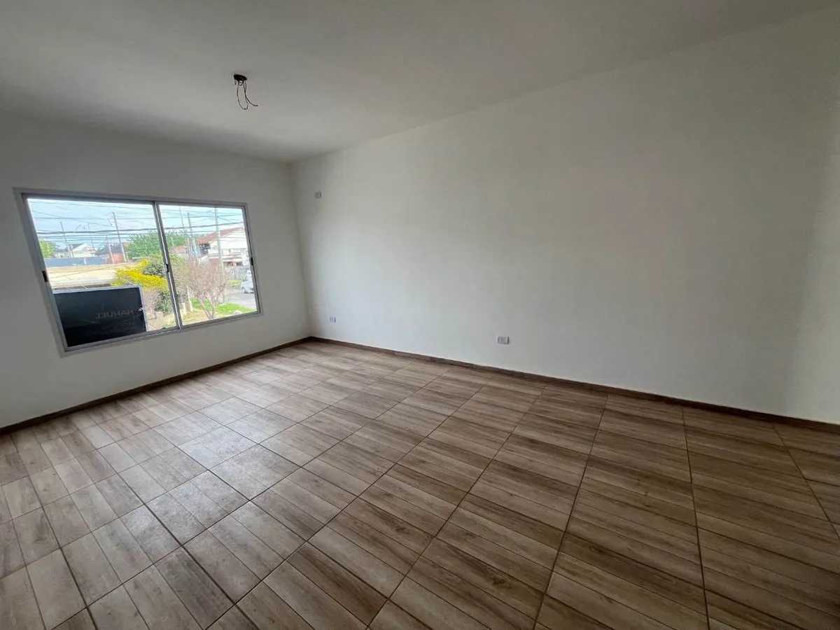 Departamento en Manuel Láinez 2100