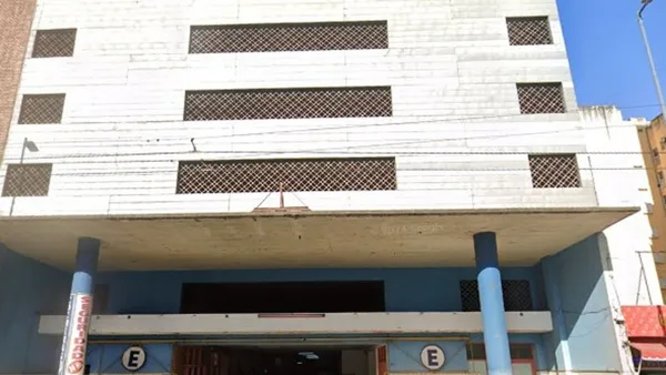 Cochera en Avenida Olmos 300