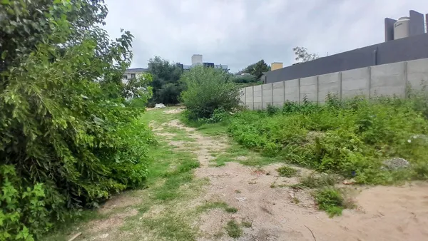 Lote en Manuel de Falla 0
