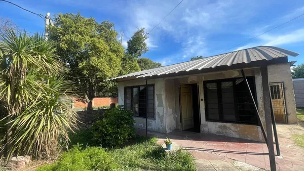 Casa en Gobernador Guillermo Udaondo 1400