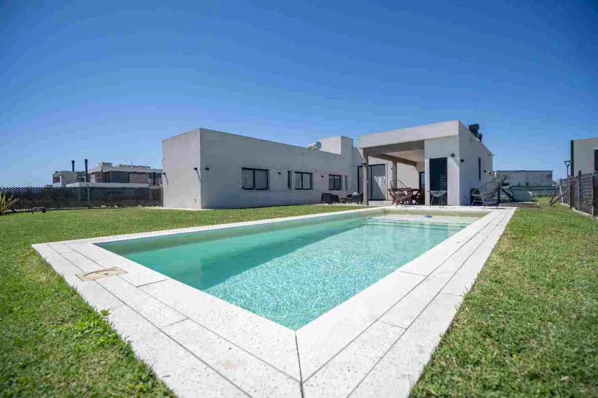 Casa en Sebastian Gaboto 0