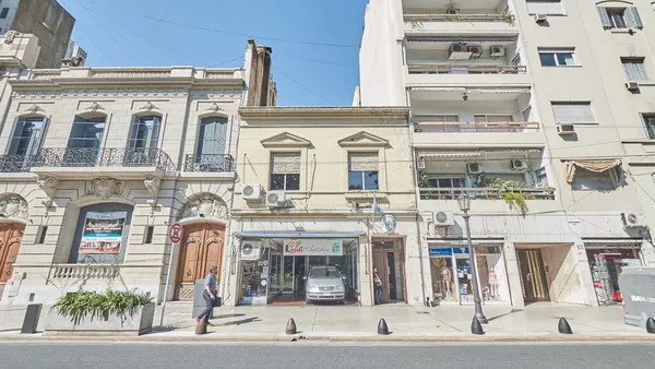 Local Comercial en Libertad 700