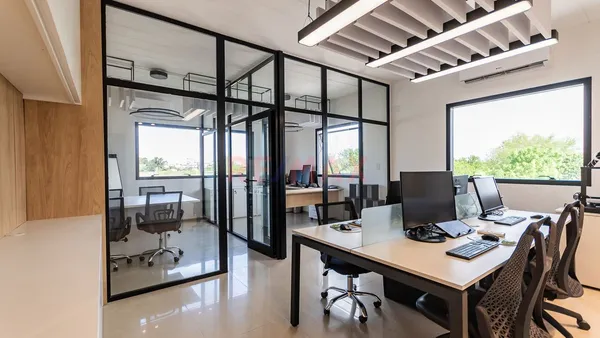 Oficina en Avenida Agustín M. García 8800