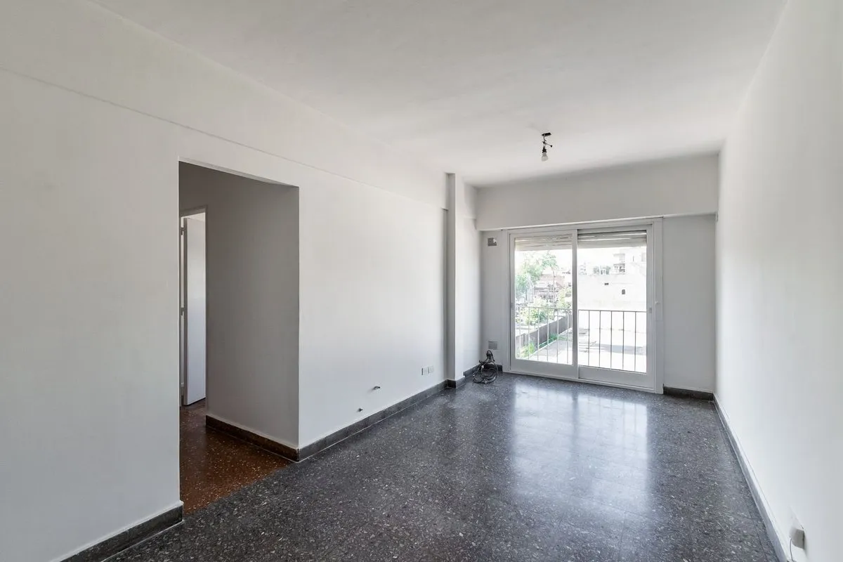 Departamento en Avenida la Plata 3800