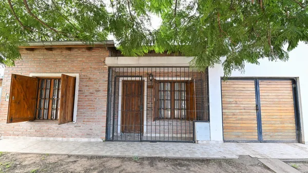 Casa en Junín 2500