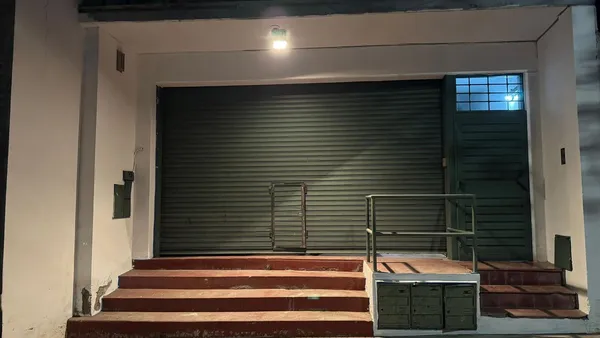 Local Comercial en Avenida Pedro Molina 1100
