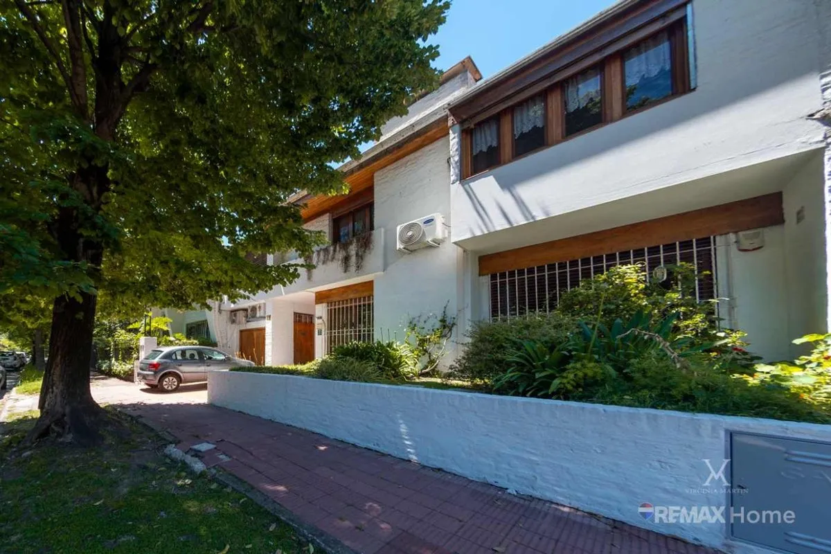 Casa en Laprida 600
