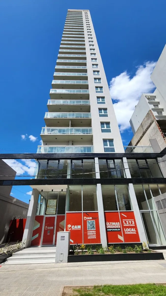 Departamento en Boulevard Pellegrini 2900
