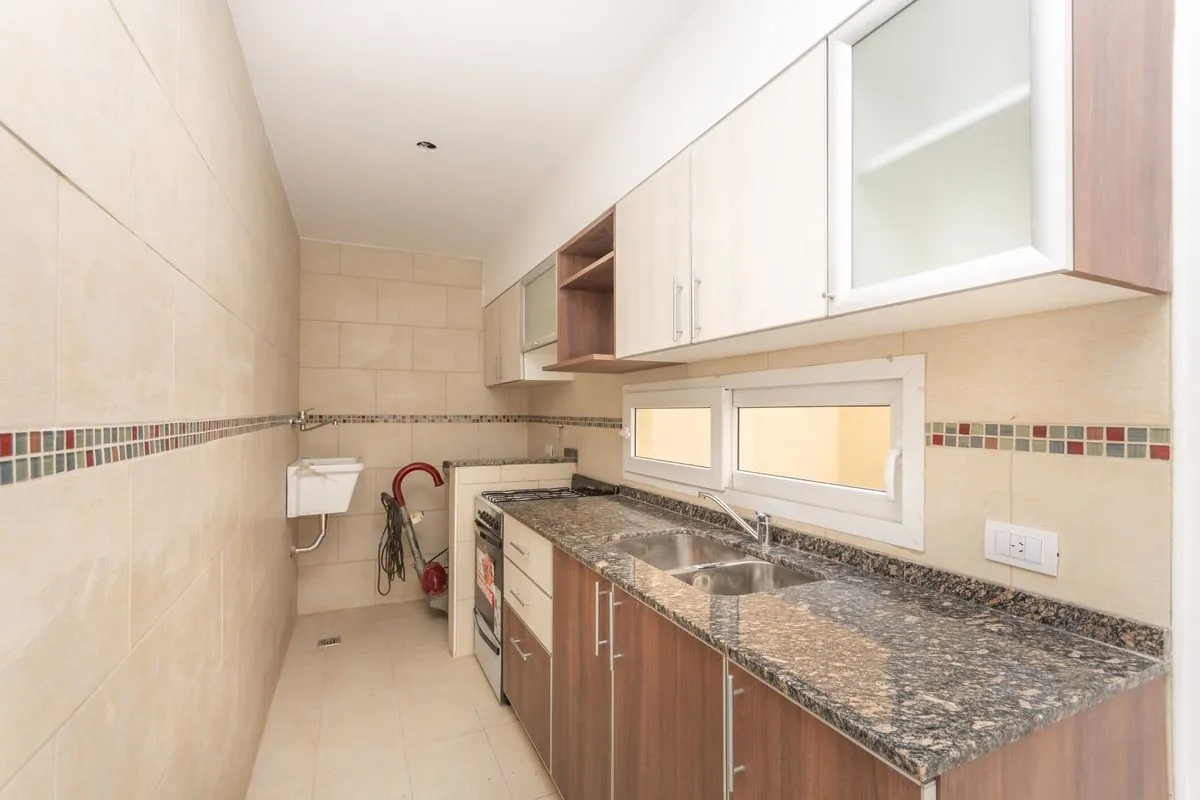 Departamento en Av. Medrano 400