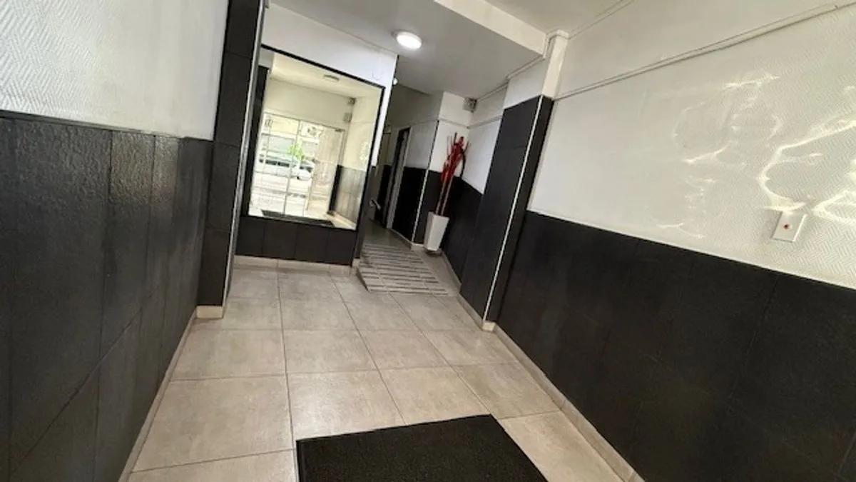 Departamento en Avenida Avellaneda 400