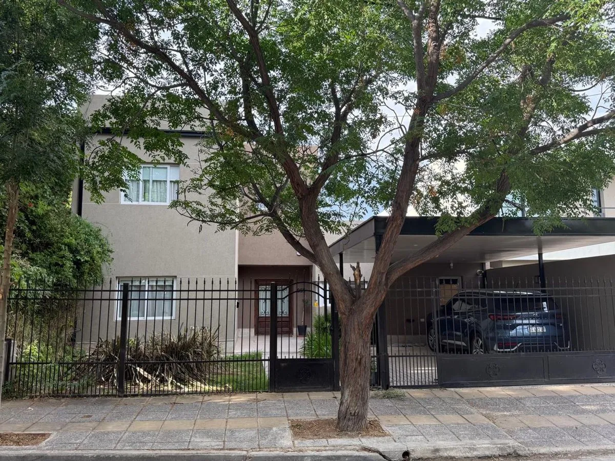 Casa en Agrimensor Encina 800