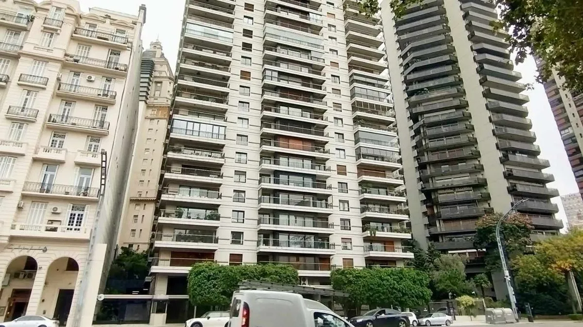 Departamento en Avenida del Libertador 300