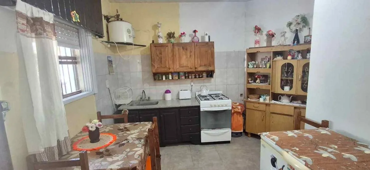 Casa en 12 de Febrero 400
