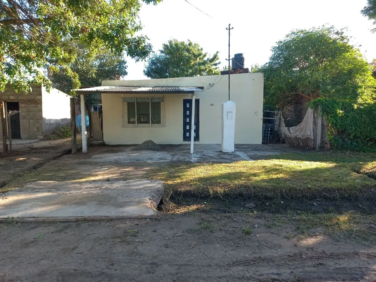 Casa en Lopez y Planes 3500