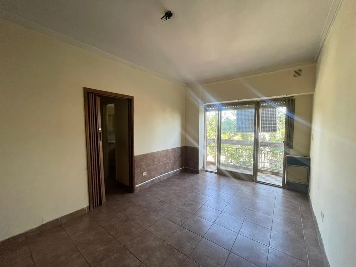 Departamento en Moreto 1700