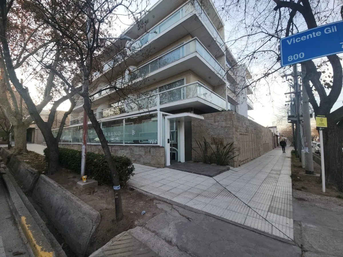 Departamento en Vicente Gil 700