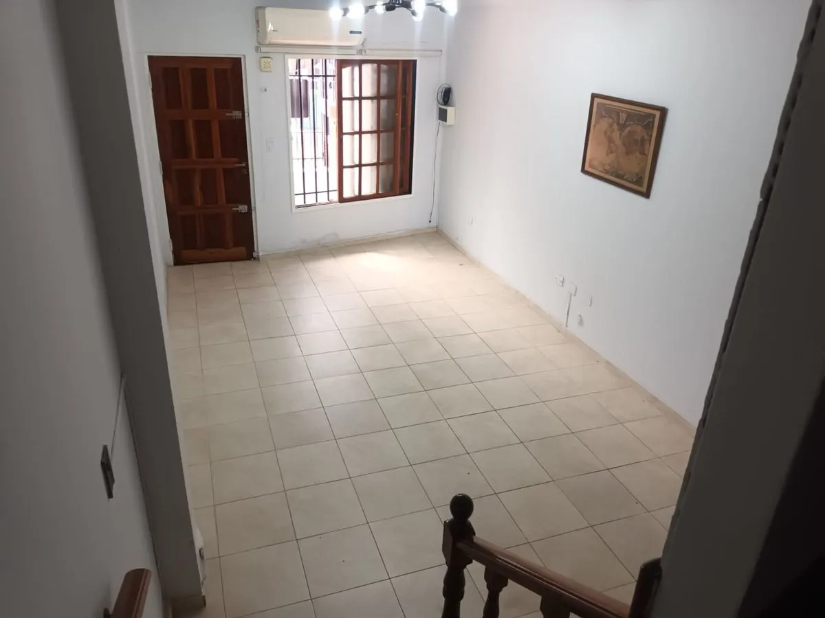 Casa en Intendente Goffins 100
