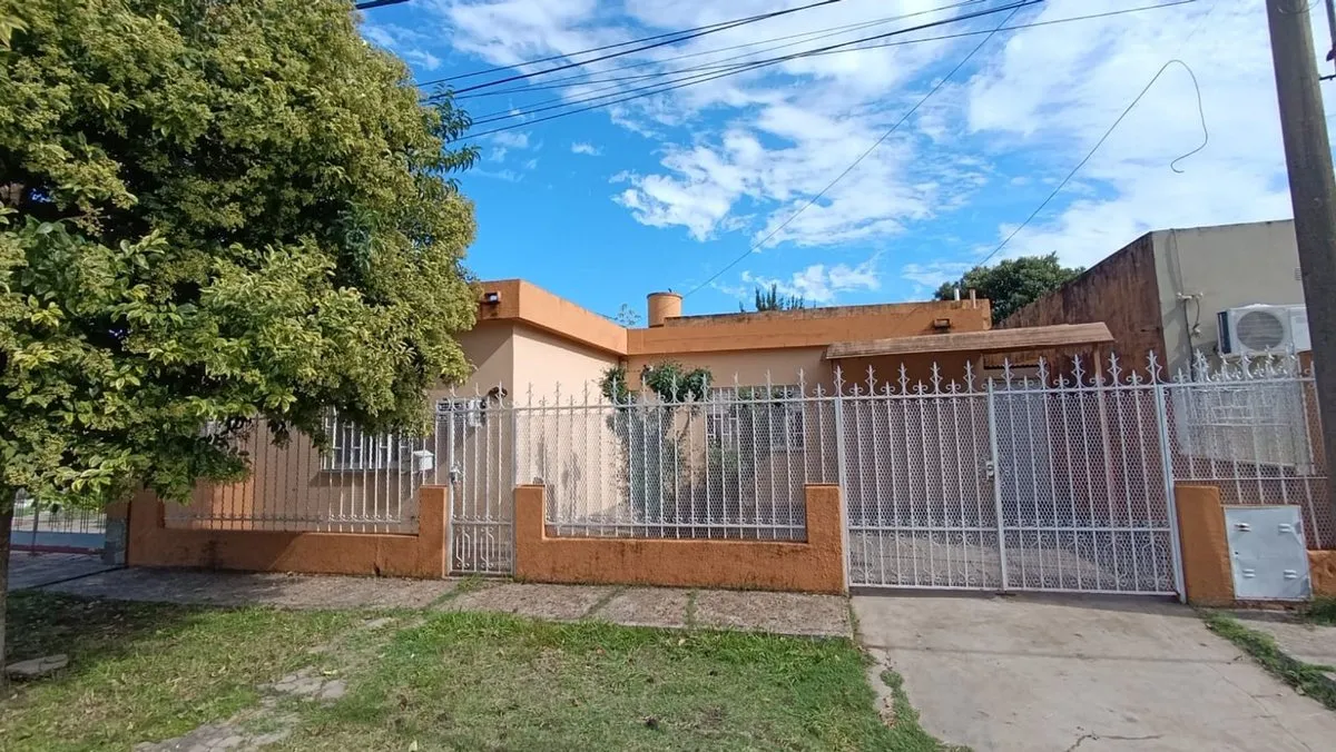 Casa en Paulina Ugarte 100