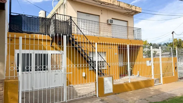 Casa en Boulevard Florencio Sánchez 1100