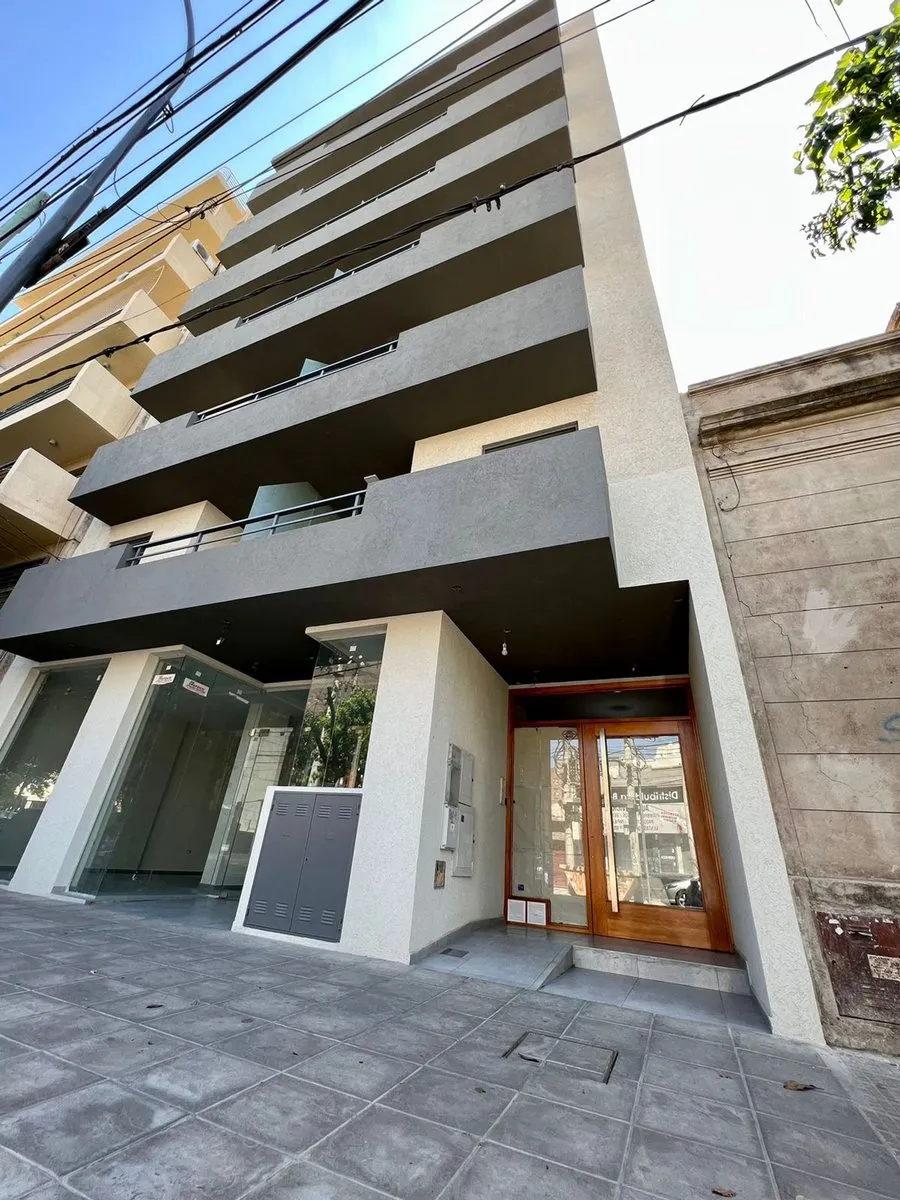 Departamento en José María Bedoya 100