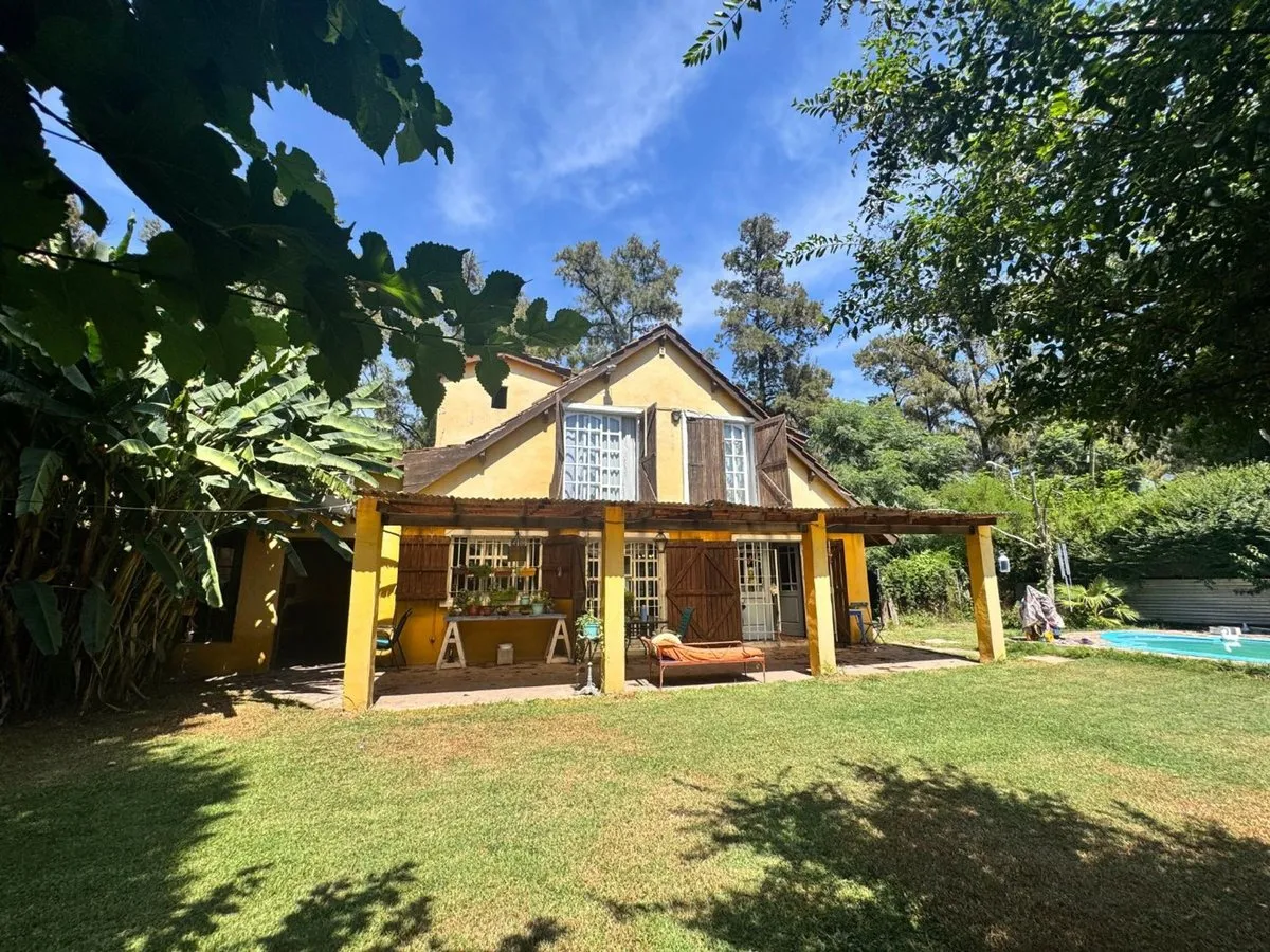 Casa en Laprida 3800
