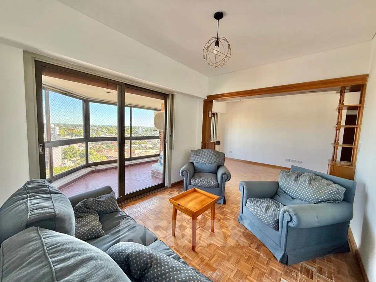 Departamento en Chacabuco 500