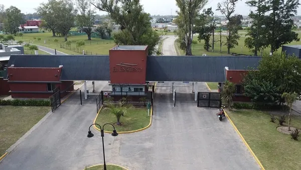 Lote en La Pista 1200