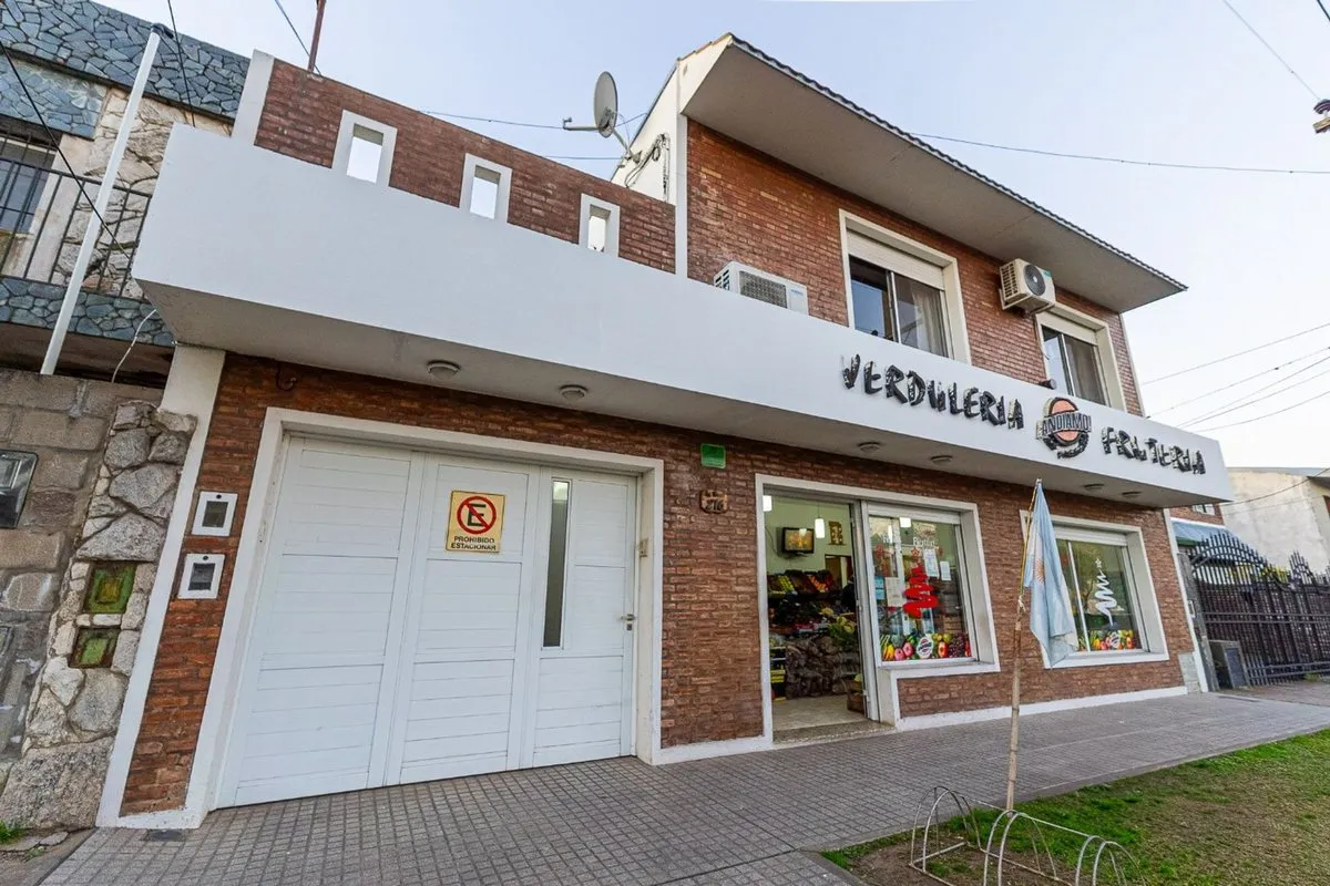 Local Comercial en Avenida Andrés Vietti 200