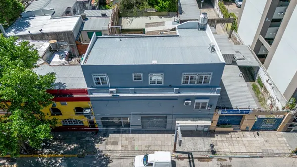 Casa en Leandro N. Alem 400