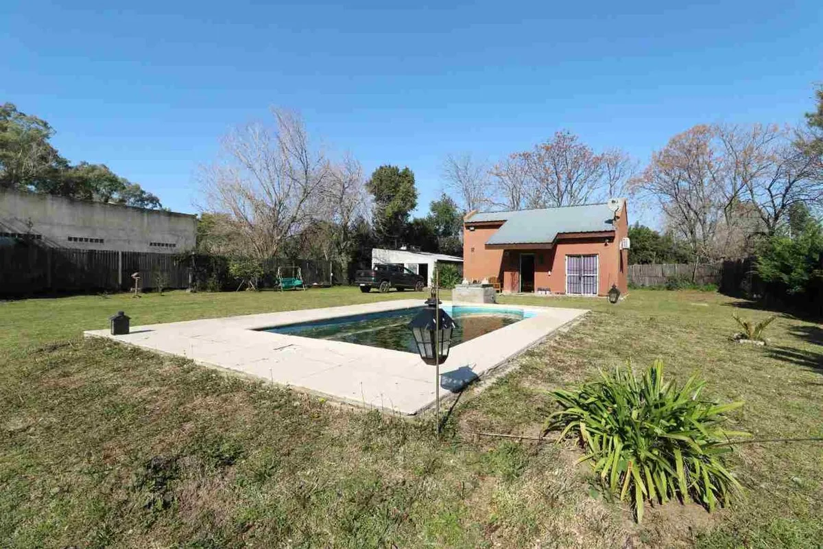 Quinta en Perez Salazar 400