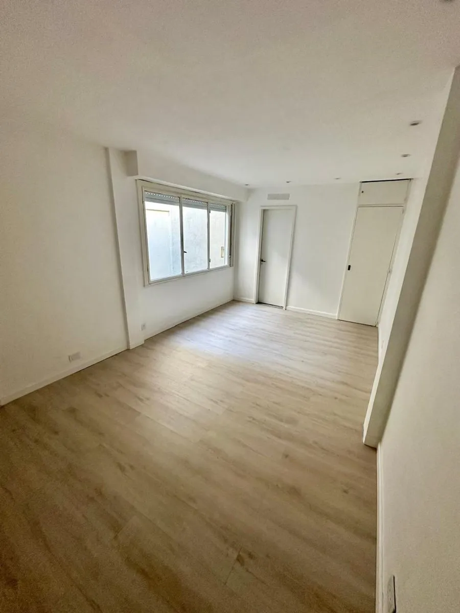 Departamento en Juan Bautista Alberdi 1600