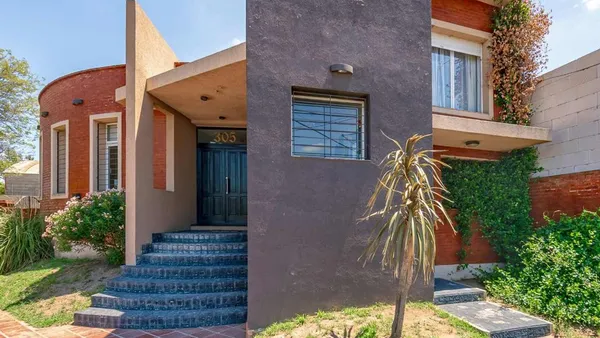 Casa en Crispiniano Fernández 300