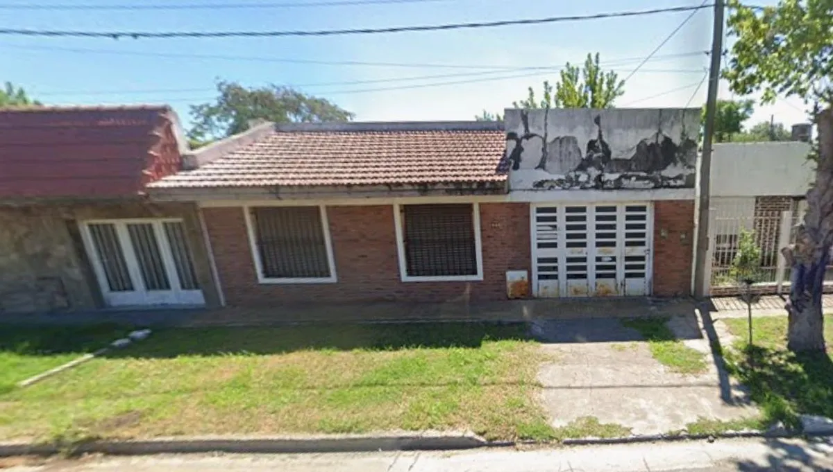 Casa en 74 E/ 28 y 29 1600