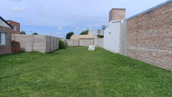 Lote en Presbitero A. Zurbriggen 300
