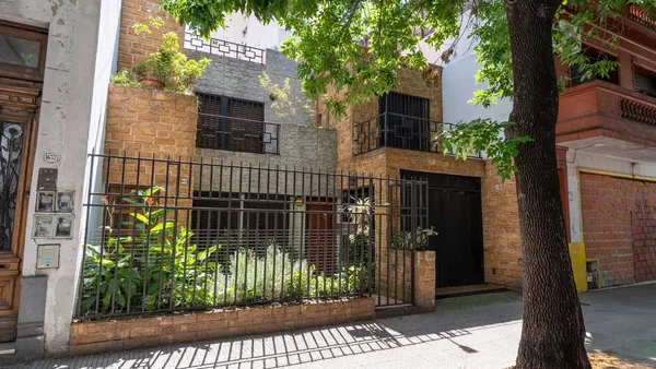 Casa en Solís 1600