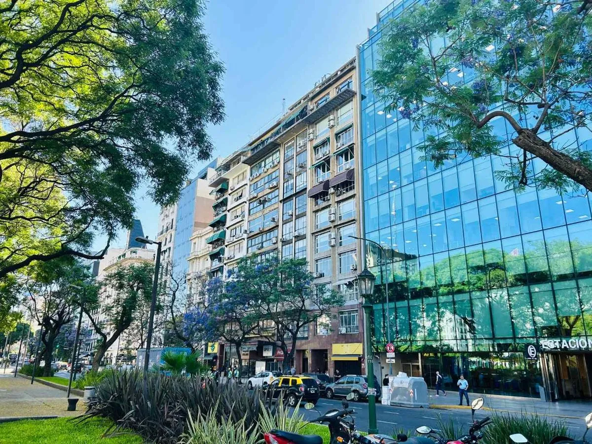 Departamento en Carlos Pellegrini 700