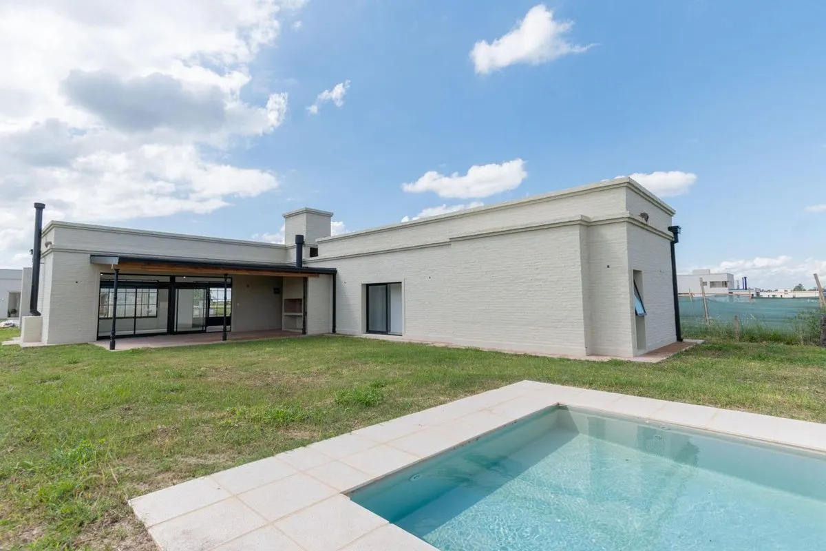 Casa en La Reserva 0