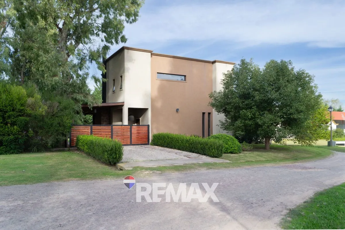Casa en Avenida Presidente Perón 2100